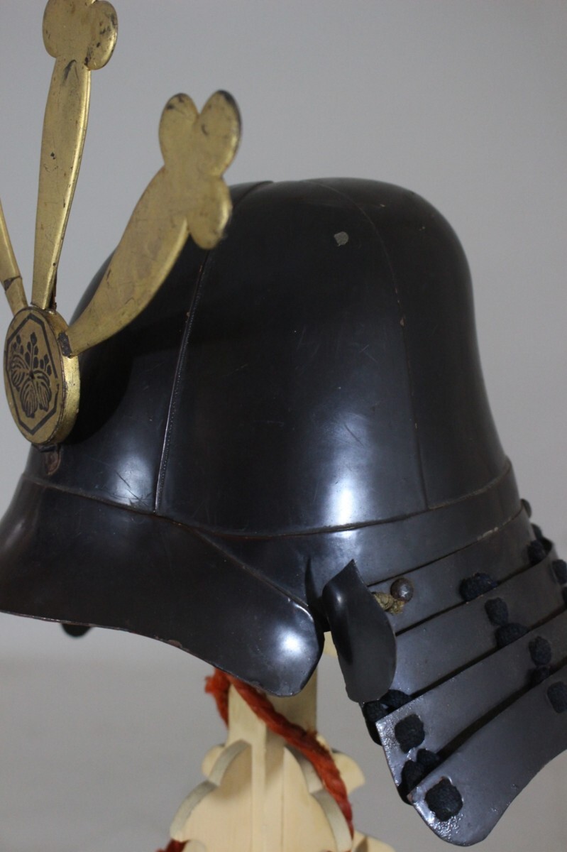 【ご予約品】 ▲▽瓜形兜 江戸初期 鉄、黒漆 32×30×26cm 1.74kg 鎧/甲冑/武具▲▽ 甲冑(兜、鎧)