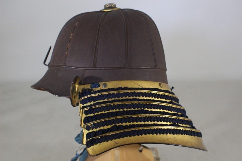 ^v 10 2 промежуток . шлем Edo металлический, ржавчина краска, золотой краска 35×30×31cm 1.84. доспехи / доспехи ^v
