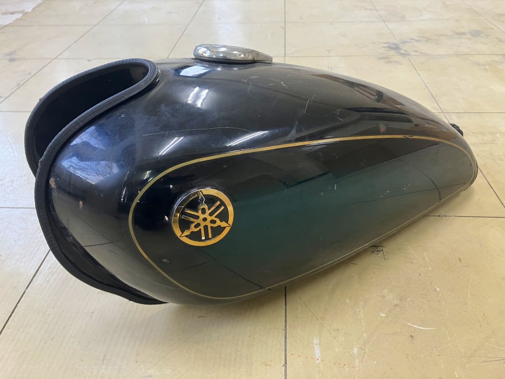 Yahoo!オークション - εヤマハ SR400 RH01J リミテッド Yahoo!オークション - εヤマハ SR400 RH01J リミテッド