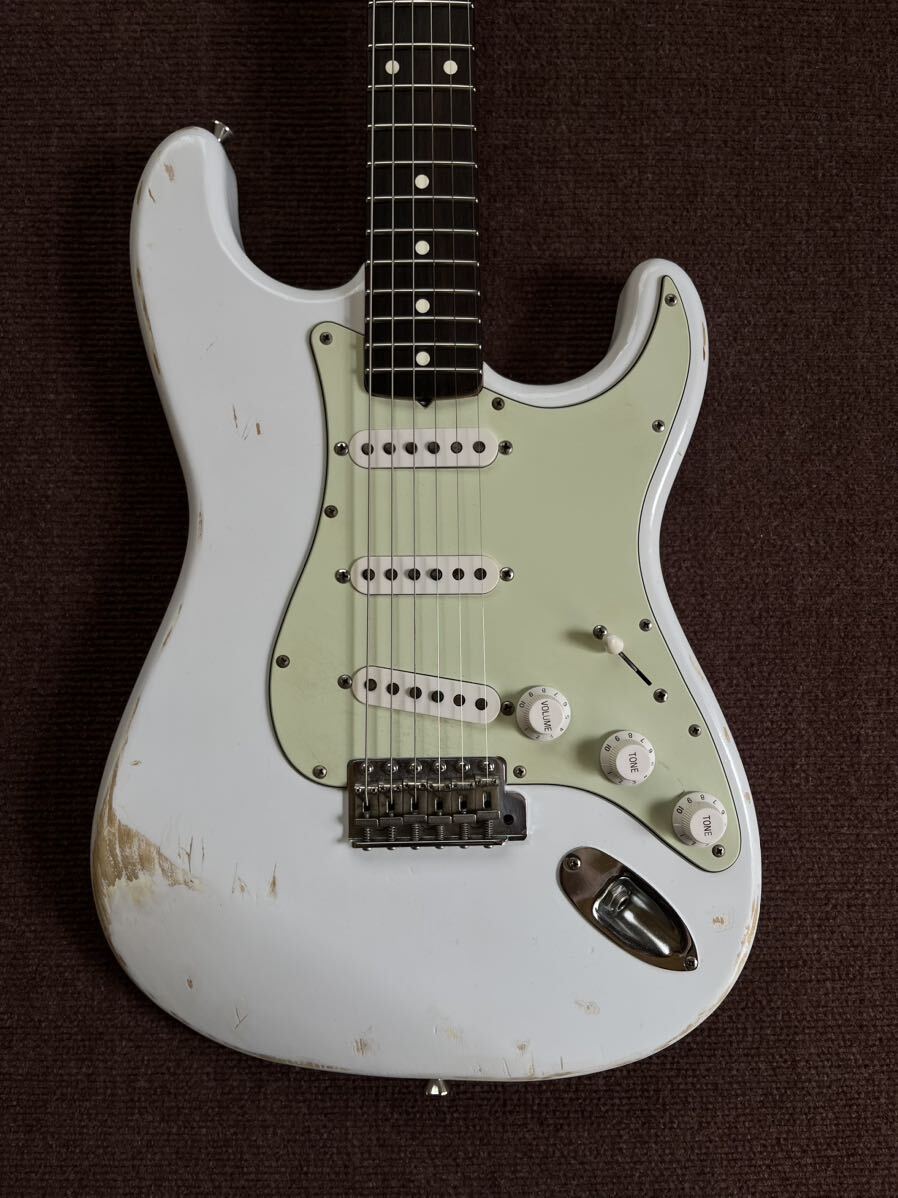 Fender stratocaster ストラトキャスター の画像1