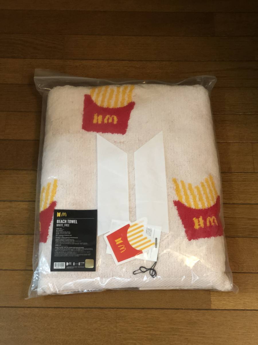 BTS BTSxMcD BEACH TOWEL (white) マクドナルド コラボ ビーチタオル 新品 トレカなし_画像1