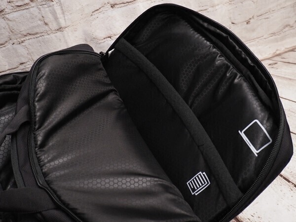 新品正規 ノースフェイス 海外限定 CORDURA生地 20L CITY COMMUTER ビジネスデイパック ブラック(BLK) 直営店購入 シャトルデイパック互換の画像7