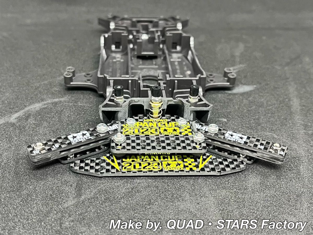 ミニ四駆・MAシャーシ用】1軸リヤアンカー+ローラーアンダー ミニ四駆・MAシャーシ用】1軸リヤアンカー+ローラーアンダー