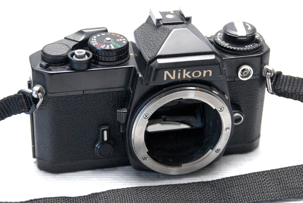 Nikon ニコン人気の高級一眼レフカメラ NEW FM2 黒ボディ 希少 Nikon ニコン人気の高級一眼レフカメラ NEW FM2 黒ボディ 希少