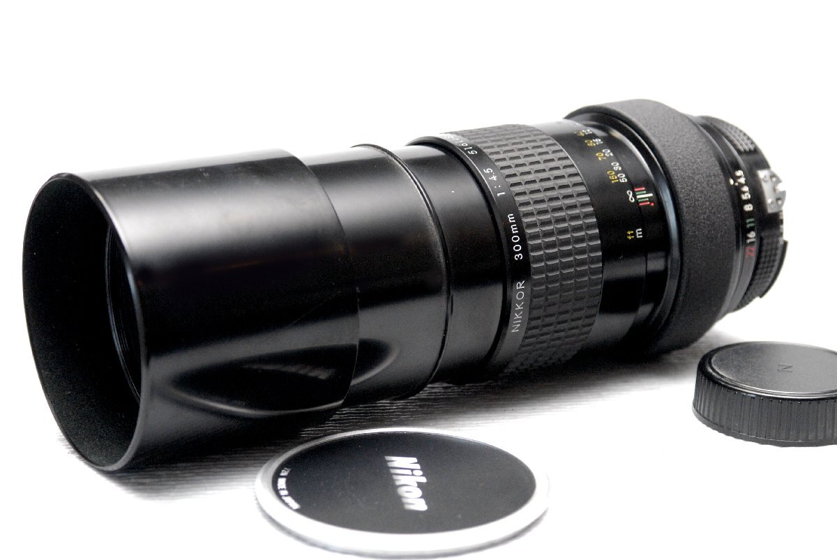 Nikon ニコン純正 NIKKOR 300mm 単焦点 高級望遠レンズ 1:4.5 (Ai) 超希少・作動品_画像1