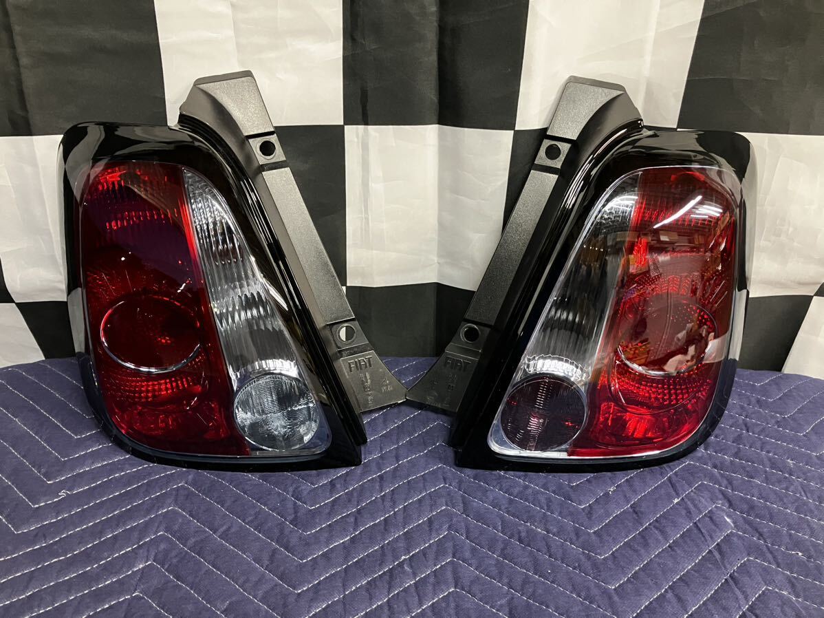 FIAT 純正テール フィアット500 テールランプ スモーク 黒縁 FIAT 純正テール フィアット500 テールランプ スモーク 黒縁