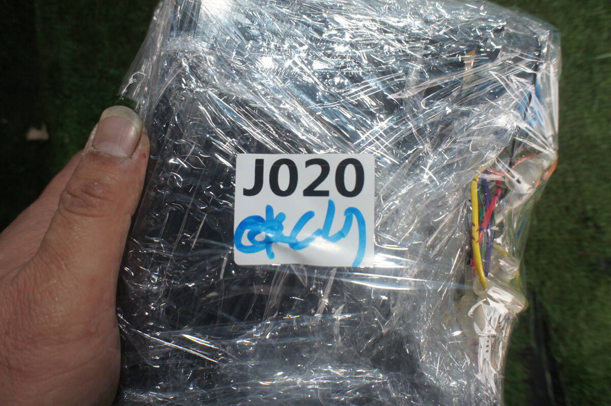 J020  カーステレオ CDプレーヤー KENWOOD U340L 096X0952 CD USB AUX FM/AM の画像6