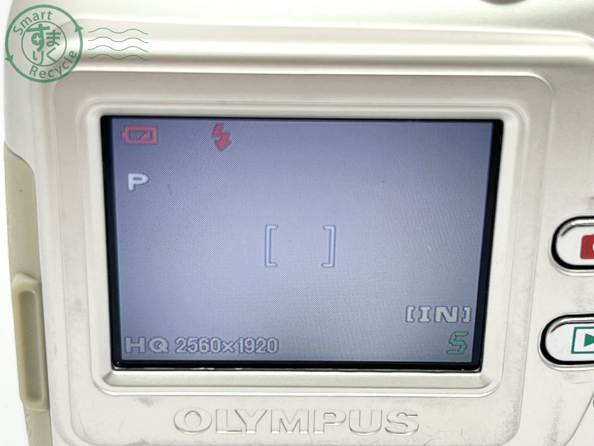 2404601083　■ OLYMPUS オリンパス FE-110 デジタルカメラ 単三電池駆動 通電確認済み カメラ_画像5