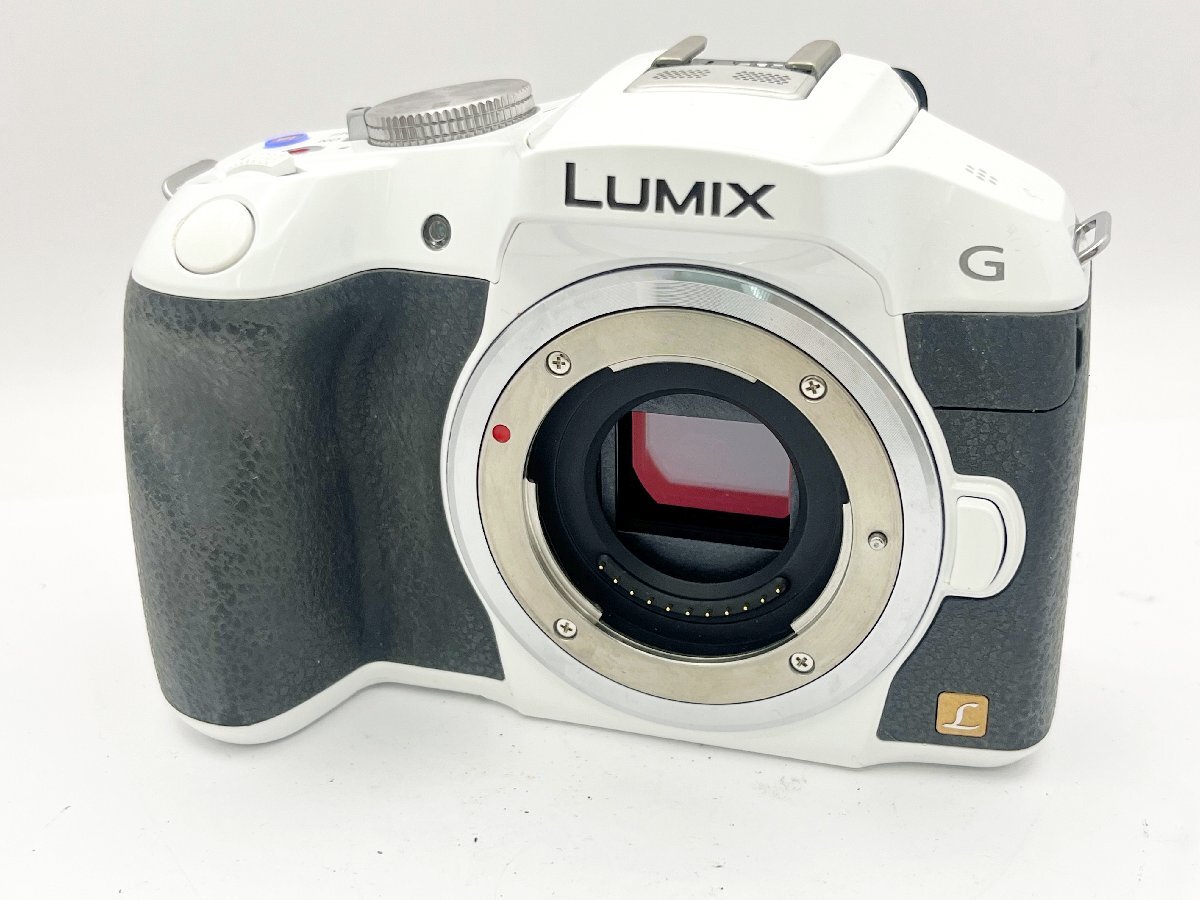 2404604833　■ Panasonic パナソニック LUMIX G DMC-G6 ミラーレス一眼レフデジタルカメラ ホワイト ボディ バッテリー付き 通電確認済み_画像1