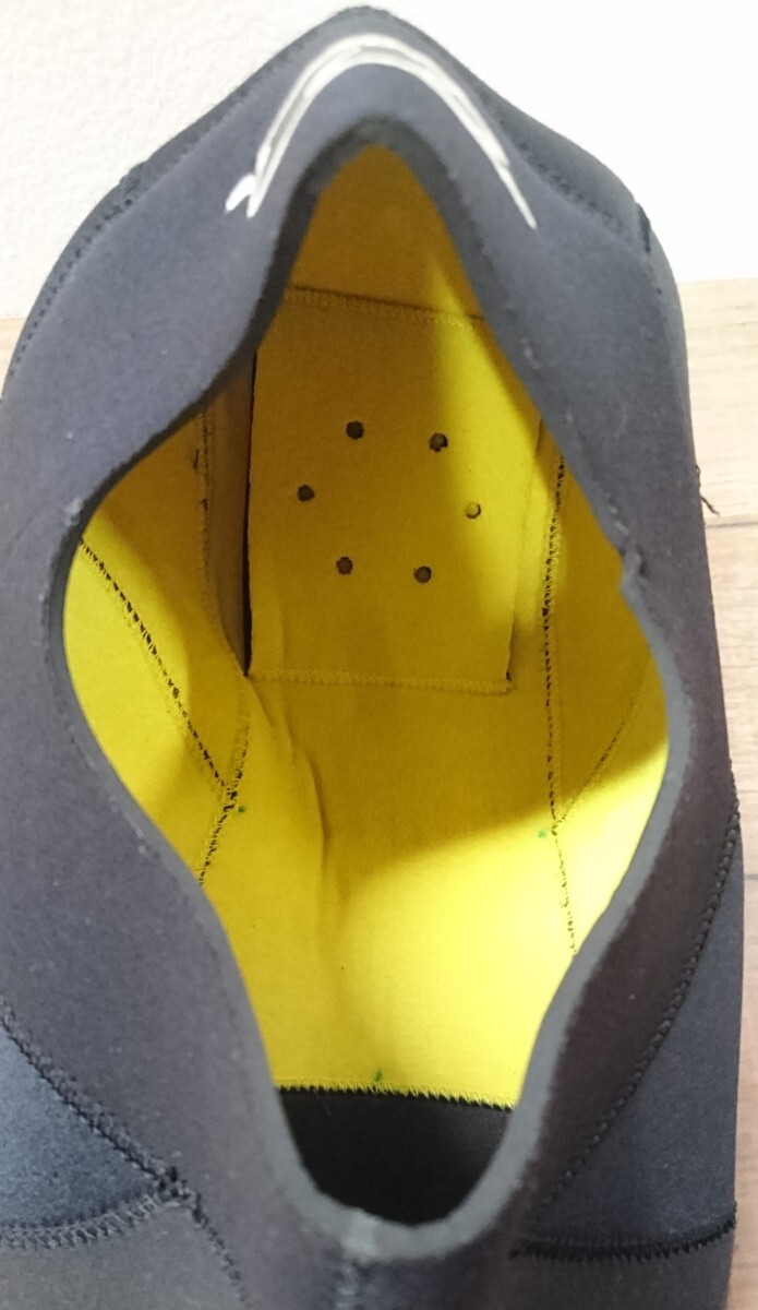 ジャンク品 スキューバダイビングセット BIAMS ウェットスーツ Mサイズくらい グローブ ブーツ キャップ 中古品 #1381_画像10
