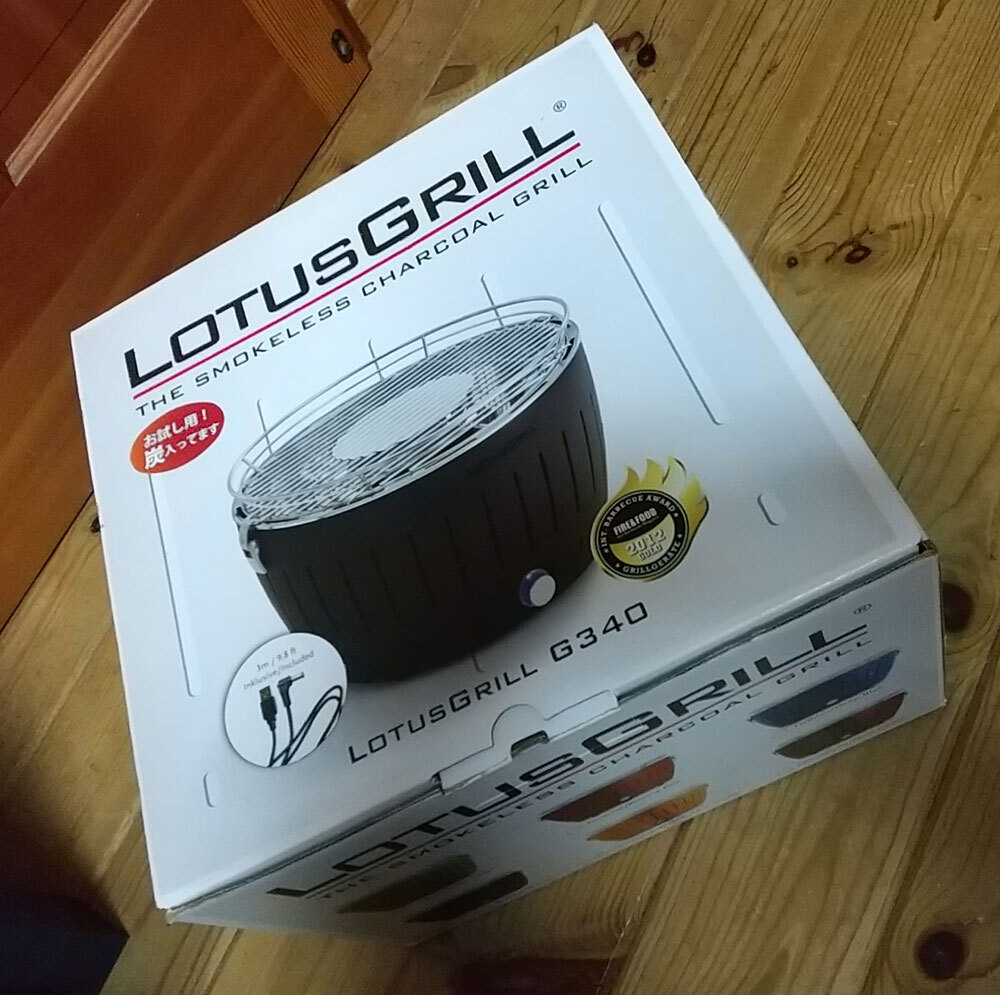 超人気 陽熱温水器、ふたが付いている屋外のキャンピングカーの 超人気 陽熱温水器、ふたが付いている屋外のキャンピングカーの