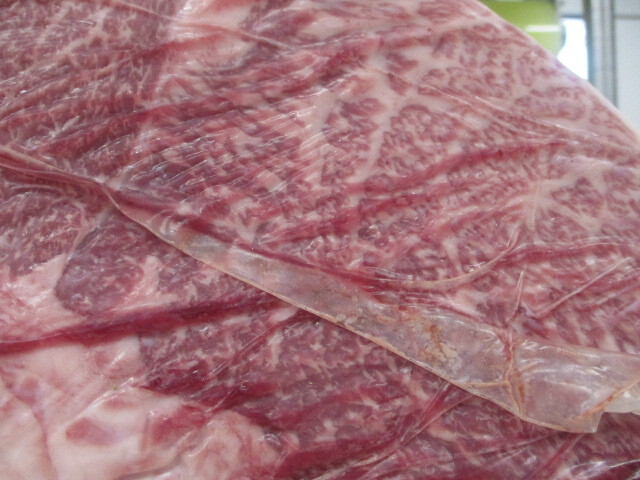 ブランド牛 チルド 黒毛和牛 外もも ナカ肉 もも肉 レア 3200g 最高級 A5 国産 焼肉 ステーキ ローストビーフ すき焼 赤身 牛肉 ブロックの画像3