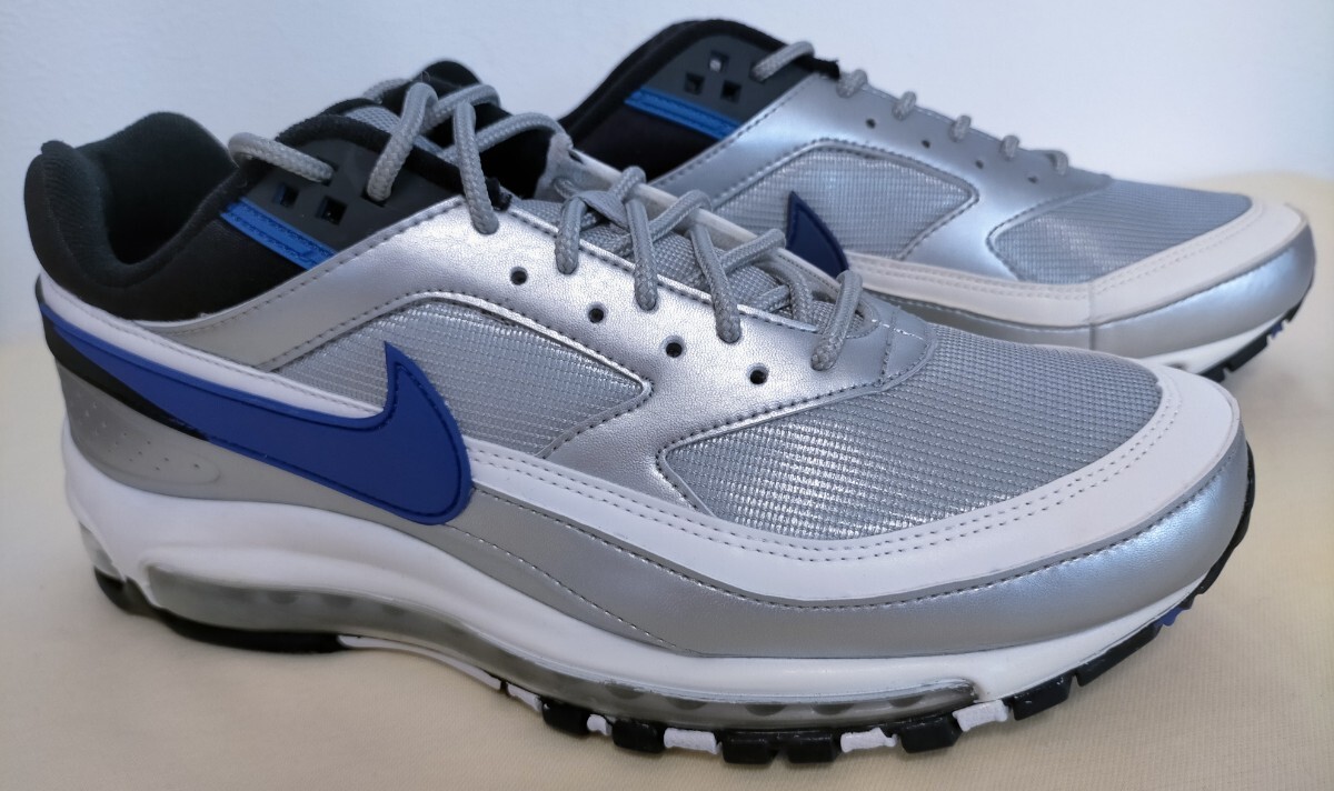 市場枯渇進行/デッドストック【ゴールデンサイズ 新品】NIKE 市場枯渇進行/デッドストック【ゴールデンサイズ 新品】NIKE
