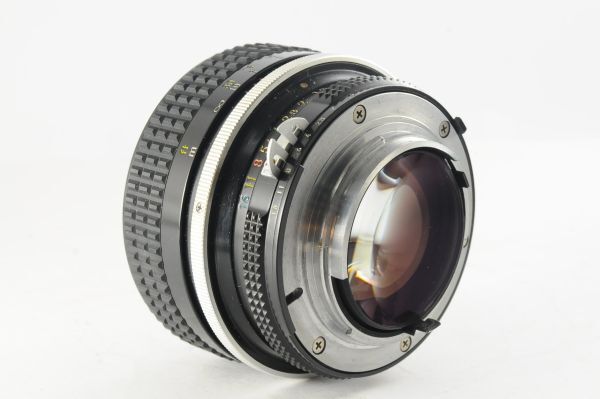 ★超美品★Nikon ニコン Ai NIKKOR 55mm F1.2 使用感の少ない素晴らしい外観！クリアーな光学！0449の画像6