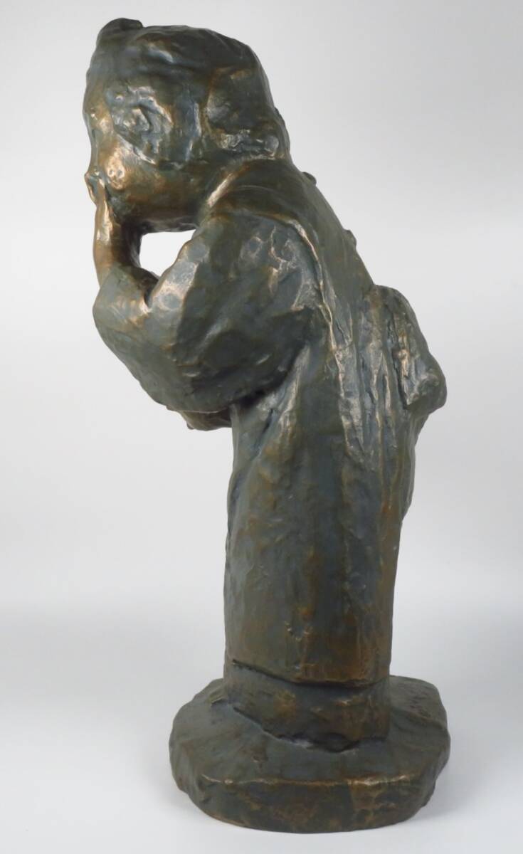 【SAKURAYA】高さ60.5cmの大型ブロンズ像【「笑う少女」1966年製作 / 彫刻家 北村西望】置物 作家 在銘 細密彫刻 骨董品 古美術品の画像5