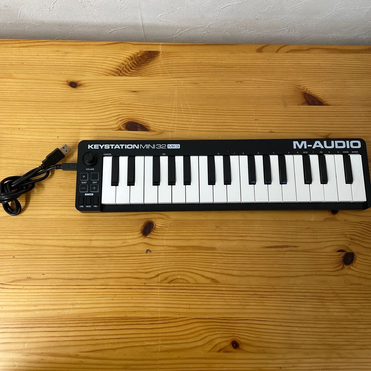 UTs217 [ electrification OK] M-AUDIO M audio KEYSTATION MINI 32 MK3 USB MIDI keyboard present condition goods operation not yet verification 