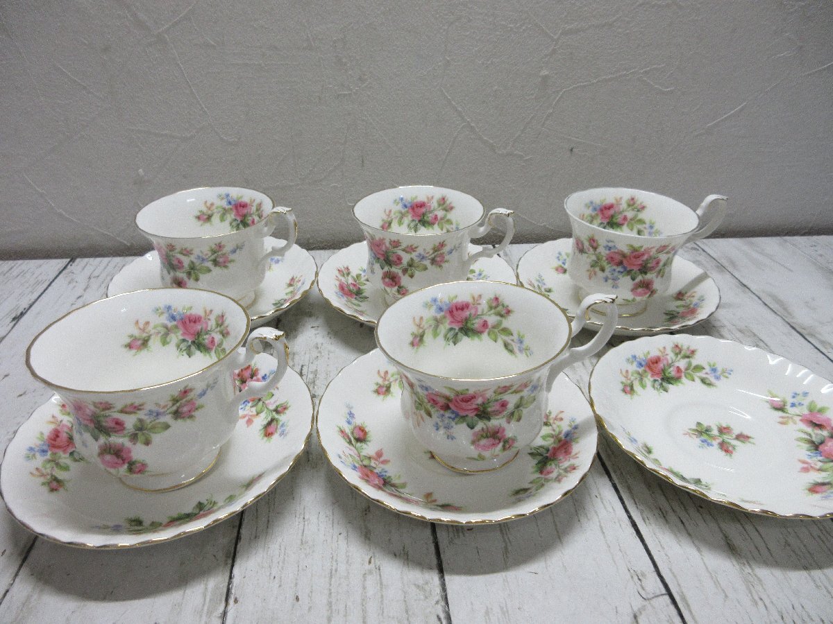 １円 ?ROYAL ALBERT ロイヤルアルバート MOSS ROSE モスローズ カップ&ソーサー ５客＋ソーサー 【星見】の画像1