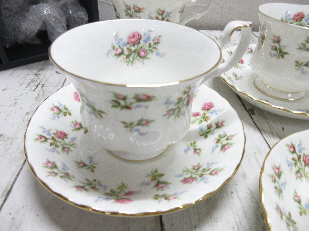 １円 保管品 ROYAL ALBERT Winsome ティーカップ ＆ ソーサー  ６客 ロイヤルアルバート ウィンサム/バラ/忘れな草 箱蓋無 【星見】の画像3