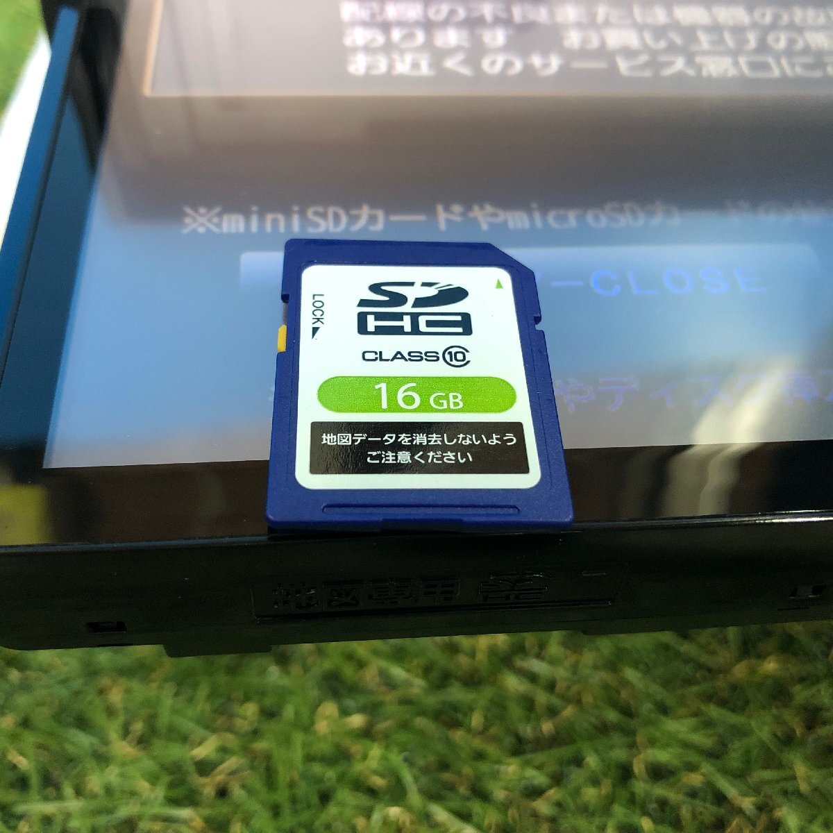 [24P01840A3]@ ダイハツ 純正 NSZN-W65D 7インチ ワイド メモリーナビ フルセグ・Bluetoothの画像6
