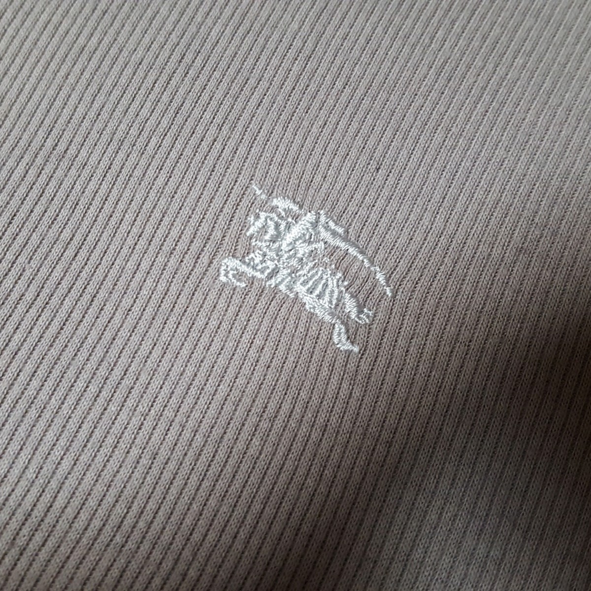 [ превосходный товар L]BURBERRY BLACK LABEL Burberry Black Label шланг вышивка noba проверка термический застежка с планкой футболка cut and sewn 