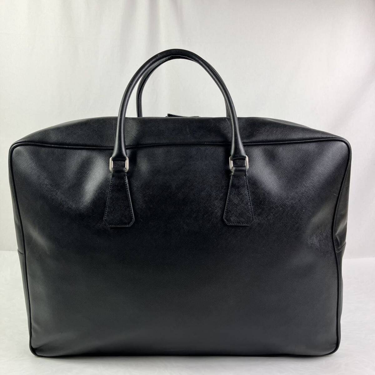 1円【定価65万円×極美品×三角ロゴ】PRADA プラダ 2way ボストンバッグ ショルダーバッグ ビジネスバッグ サフィアーノレザー 黒の画像3