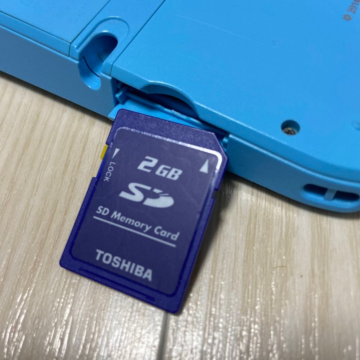 ニンテンドー2DS ポケットモンスター サン・ムーン ライトブルー ニンテンドー2DS ポケットモンスター サン・ムーン ライトブルー