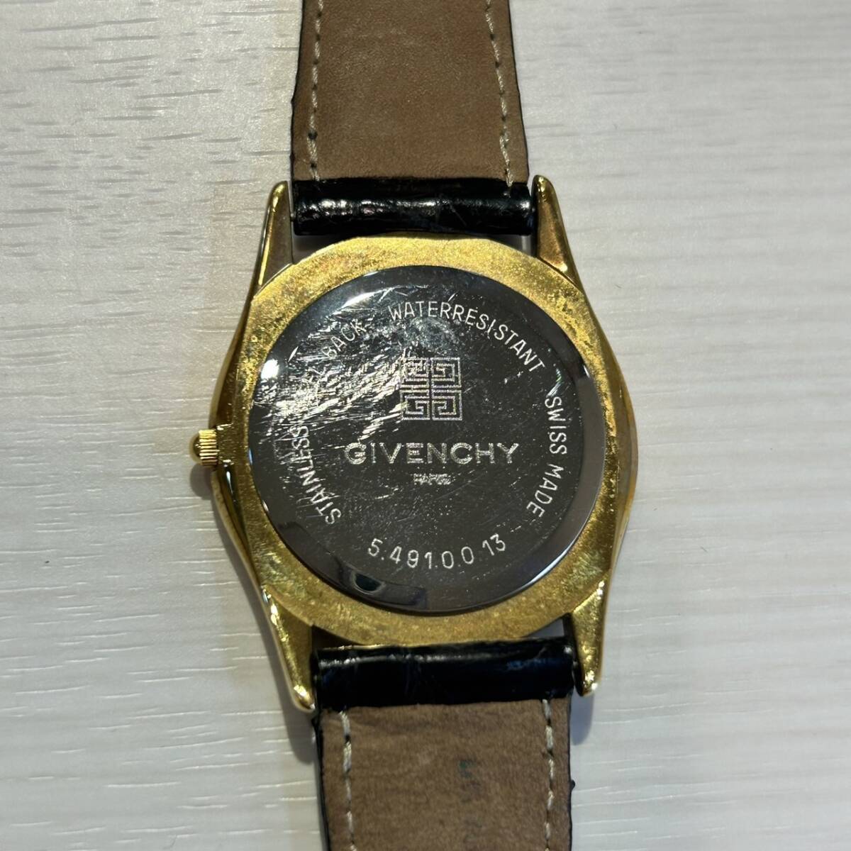 A)GIVENCHY/ジバンシー ビンテージ ゴールド ブラック 腕時計 クオーツ QZ メンズ レディース 動作未確認 白文字盤 D0503の画像6