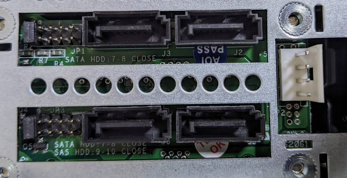 Supermicro HDD ラック2.5 inch 8 段マウンタ+ cable(SFF-8087)★送料無料の画像3