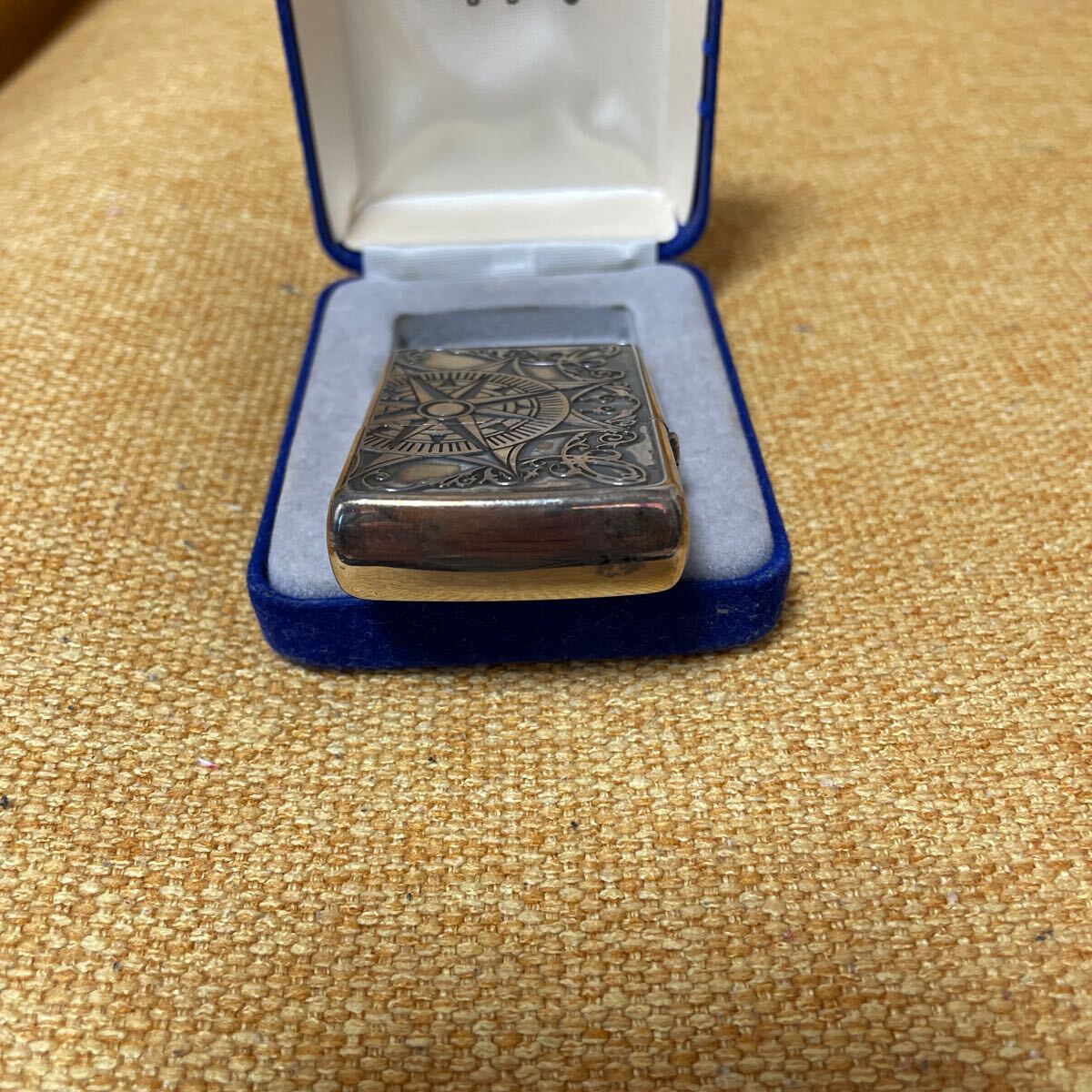 ZIPPO ライター 彫刻 ジャンク品 の画像3