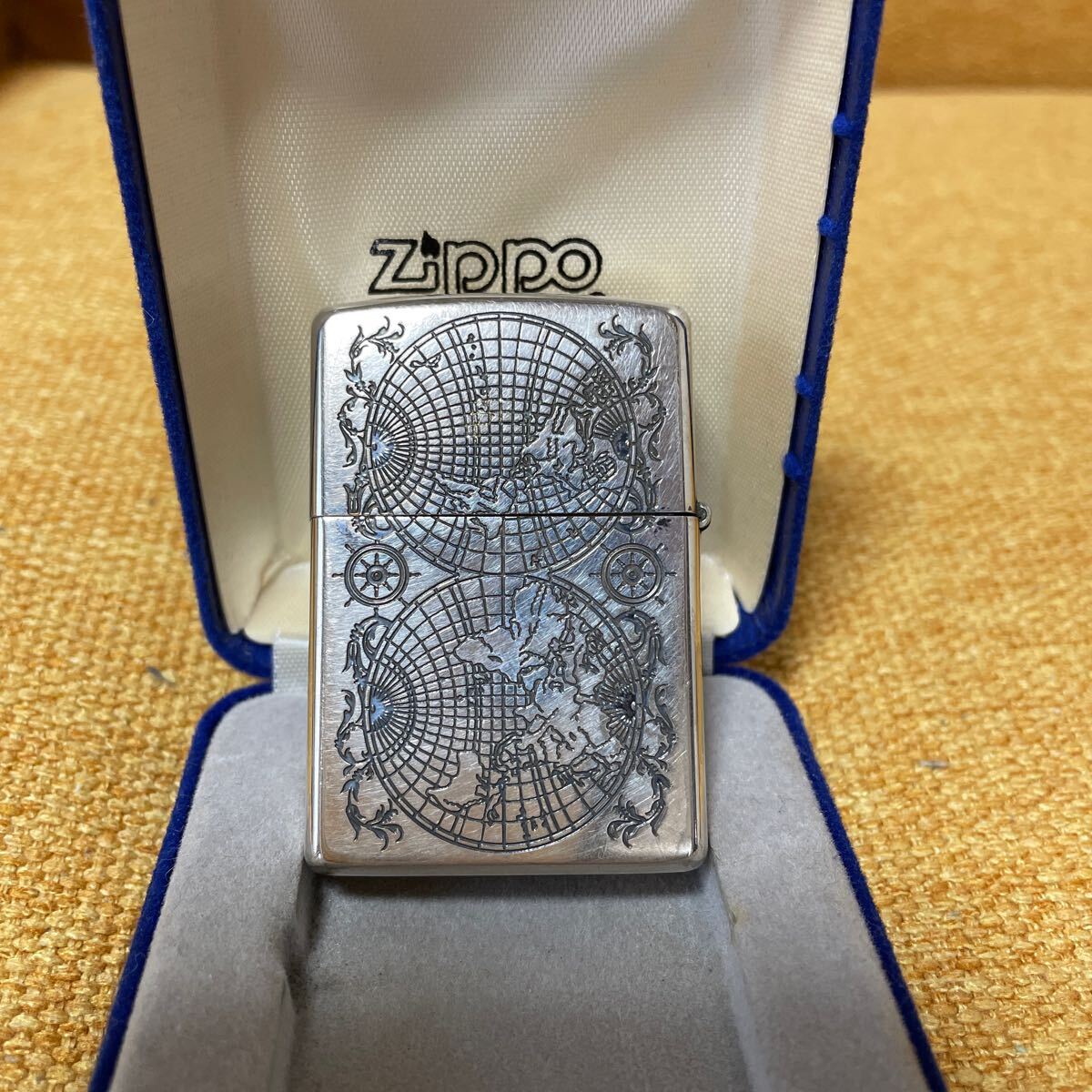 ZIPPO ライター 彫刻 ジャンク品 の画像2