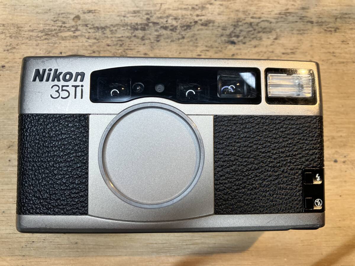 美品｜Nikon / ニコン 35Ti - 35mm フィルムカメラ