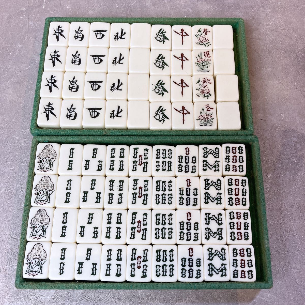 希少品 任天堂 役満 鳳凰 昭和レトロ 麻雀牌 当時物 背竹牌 竹牌 希少品 任天堂 役満 鳳凰 昭和レトロ 麻雀牌 当時物 背竹牌 竹牌
