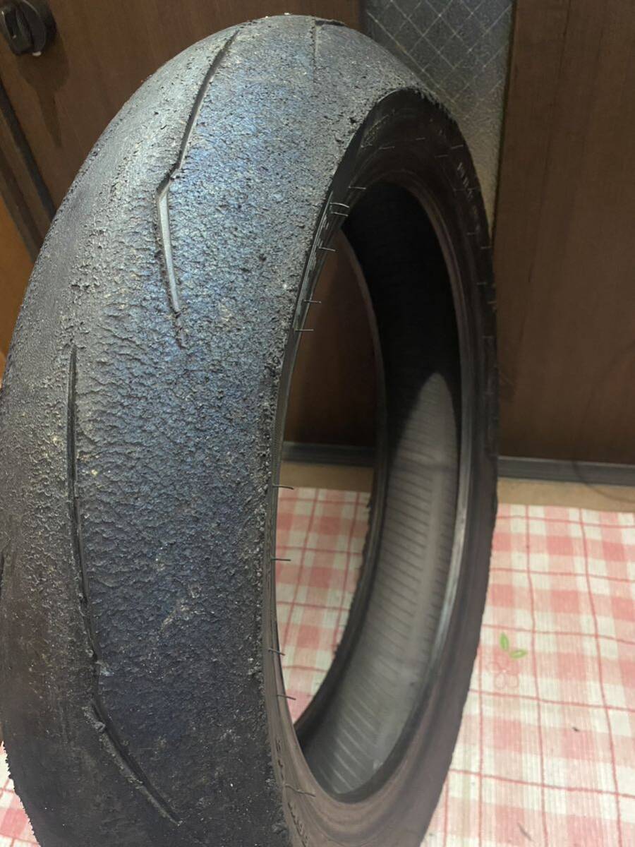 中古MCタイヤ 2022年製造 PIRELLI DIABLO SUPERCORSA V3 SC1 140/70ZR17 ピレリ ディアブロ スーパーコルサ 140 70 17 0822 K4712_画像4