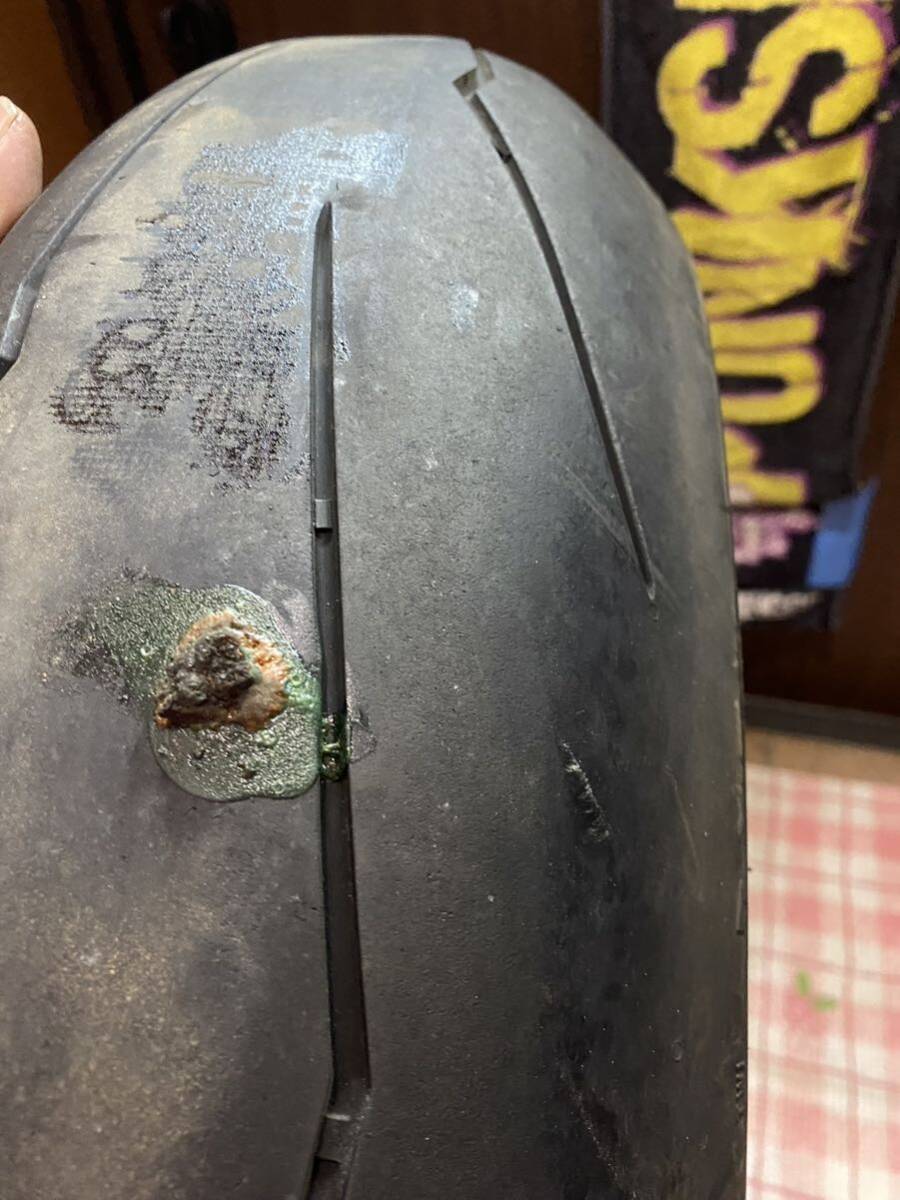 中古MCタイヤ PIRELLI DIABLO SUPERCORSA SP V3 180/55ZR17 パンク修理痕あり ピレリ スーパーコルサ 180 55 17 3519 K4755_画像6