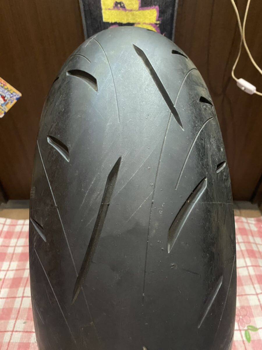 中古MCタイヤ バリ山 DUNLOP SPORTMAX ROADSPORT2 190/50ZR17 スポーツマックス ロードスポーツ2 190 50 17 0718 K4780の画像1