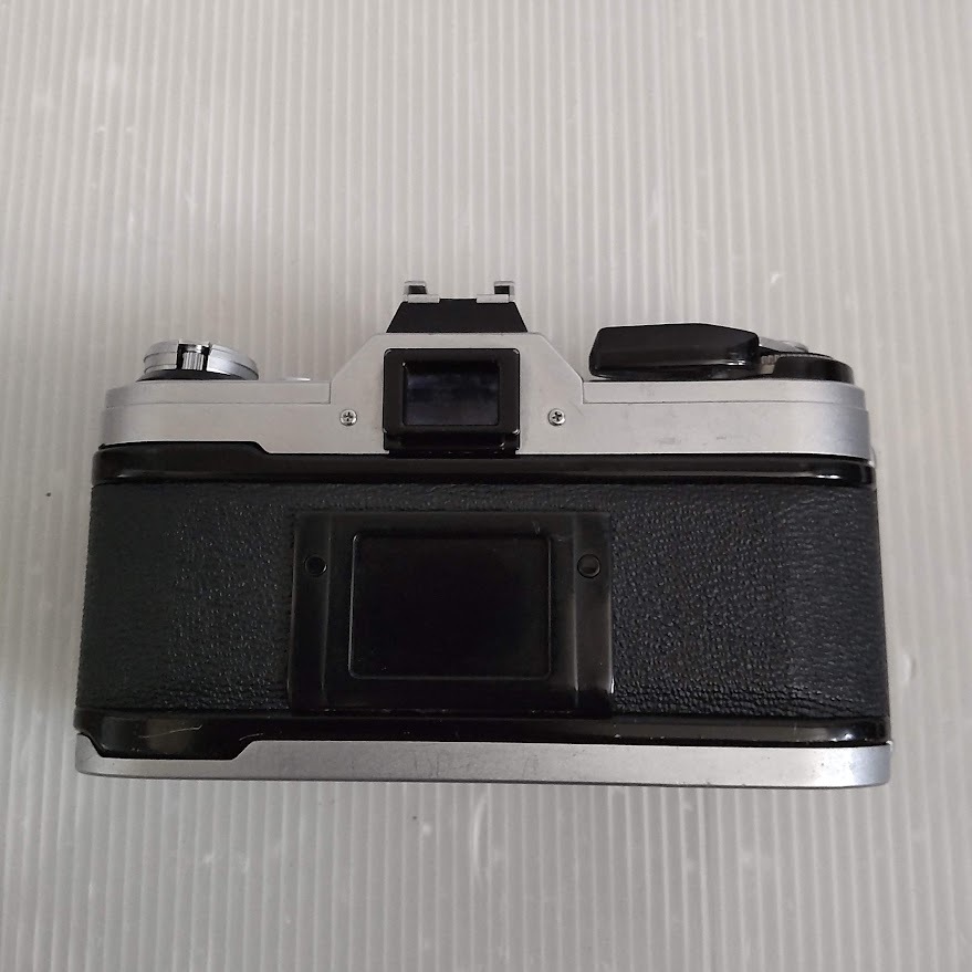 ●[ジャンク品] キヤノン Canon AE-1 35mm 一眼レフフィルムカメラ シルバー ボディのみ 4924257_画像2