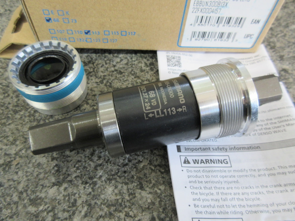 Shimano BB-UN300　68-113ｍｍ　スクエア/四角軸ボトムブラケット　未使用品 _画像3