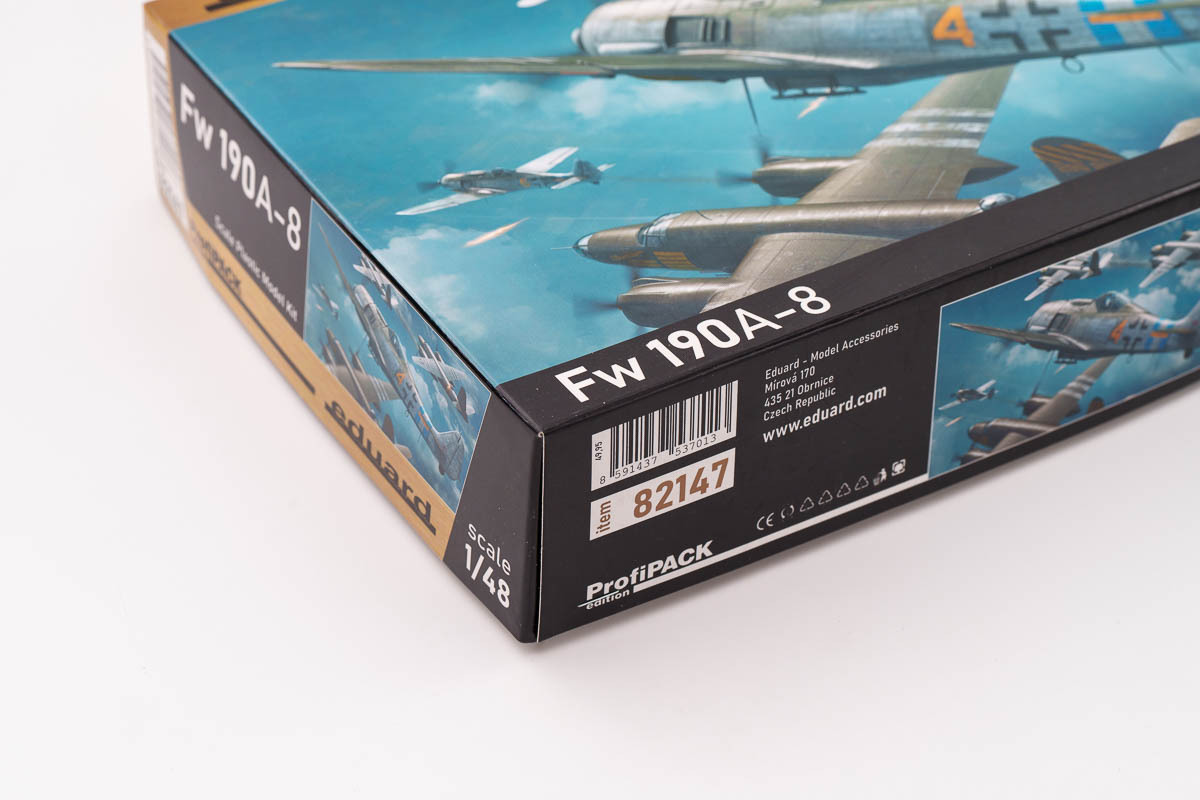 エデュアルド 1/48 プロフィパック フォッケウルフFw190A-8 プラモデル 82147　　未組立_画像2