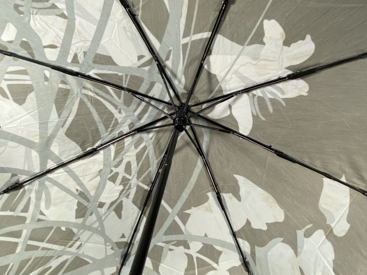 ♪♪【新品アウトレット】和心 北斎グラフィック 天然竹三つ折りたたみ傘-百合 UV 晴雨兼用 ♪♪_画像3