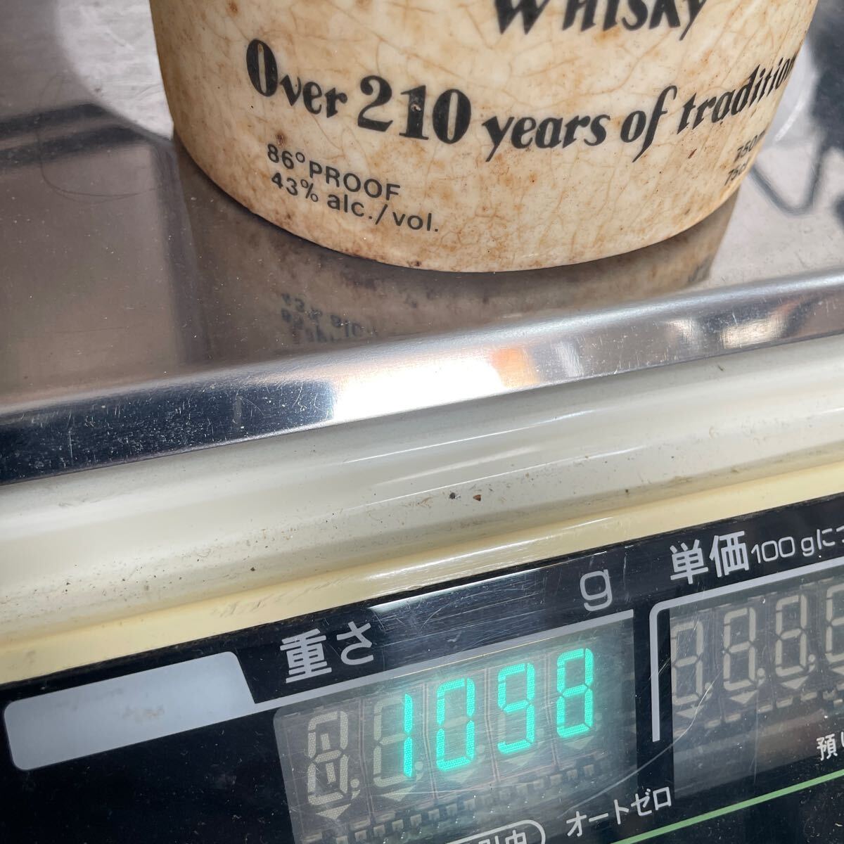 ウシュクベ ストーン フラゴン スコッチウイスキー 750ml 陶器ボトル 未開封 古酒 OLD _画像9