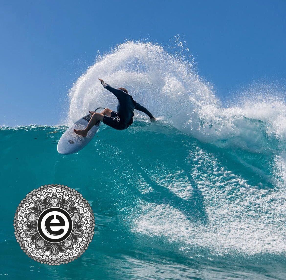Bibian 比比昂 - 【新品未使用品】ELEMENTsurfboards'MID LENGTH Bibian 比比昂 - 【新品未使用品】ELEMENTsurfboards'MID LENGTH