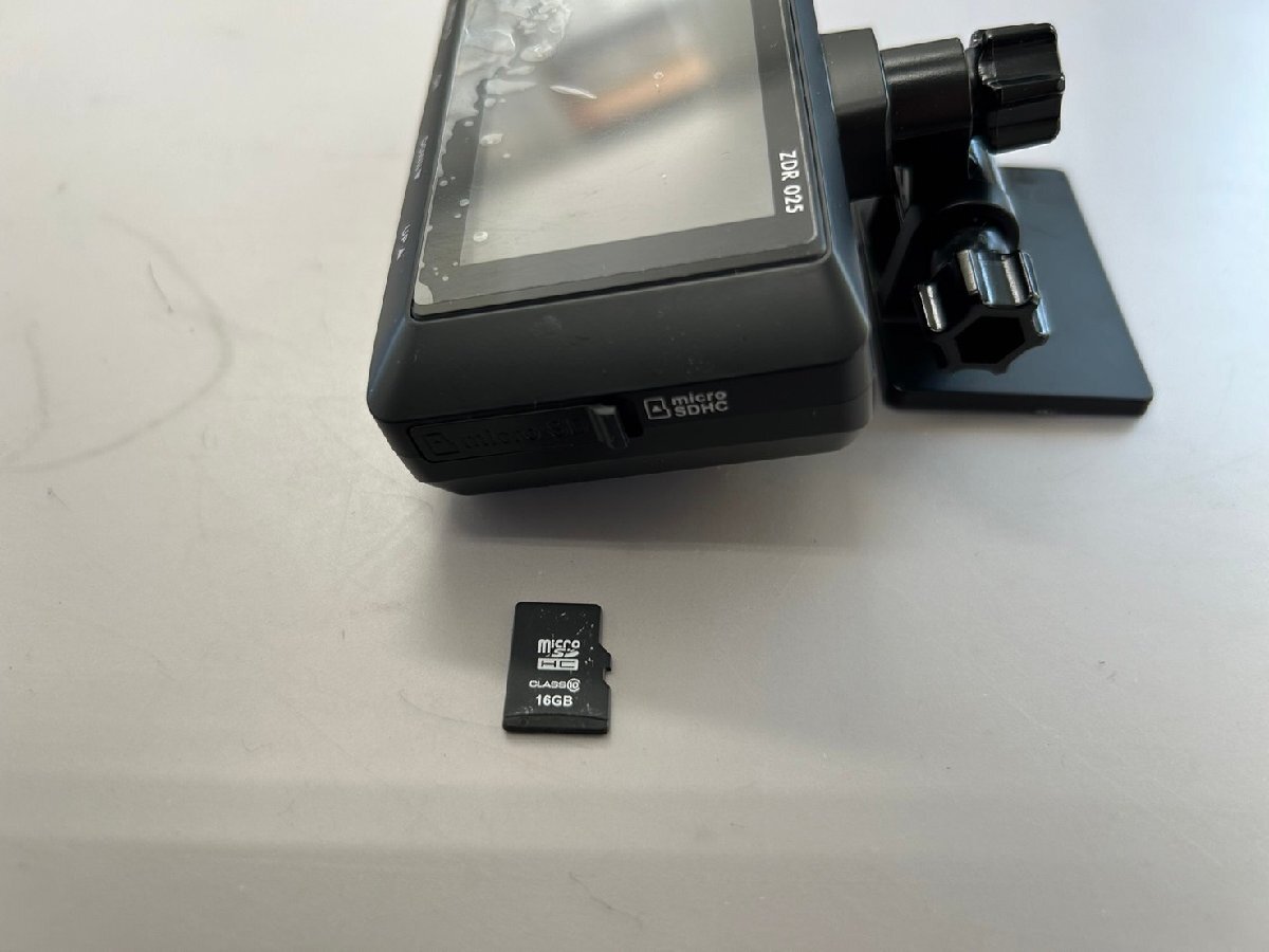 ドライブレコーダー ドラレコ コムテック COMTEC ZDR 025 前後2カメラ 16GBSDカード付 直接電源コード付 作動確認済み レターパック520円♪の画像5