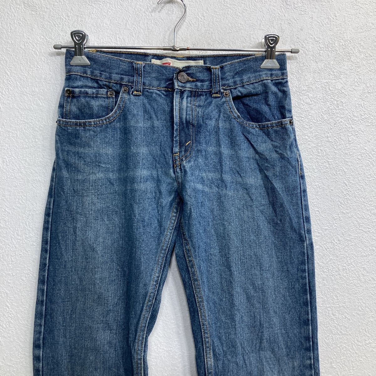 Levi's 505 デニムパンツ W26 リーバイス レディース ストレート インディゴ 古着卸 アメリカ仕入 2309-810_画像2