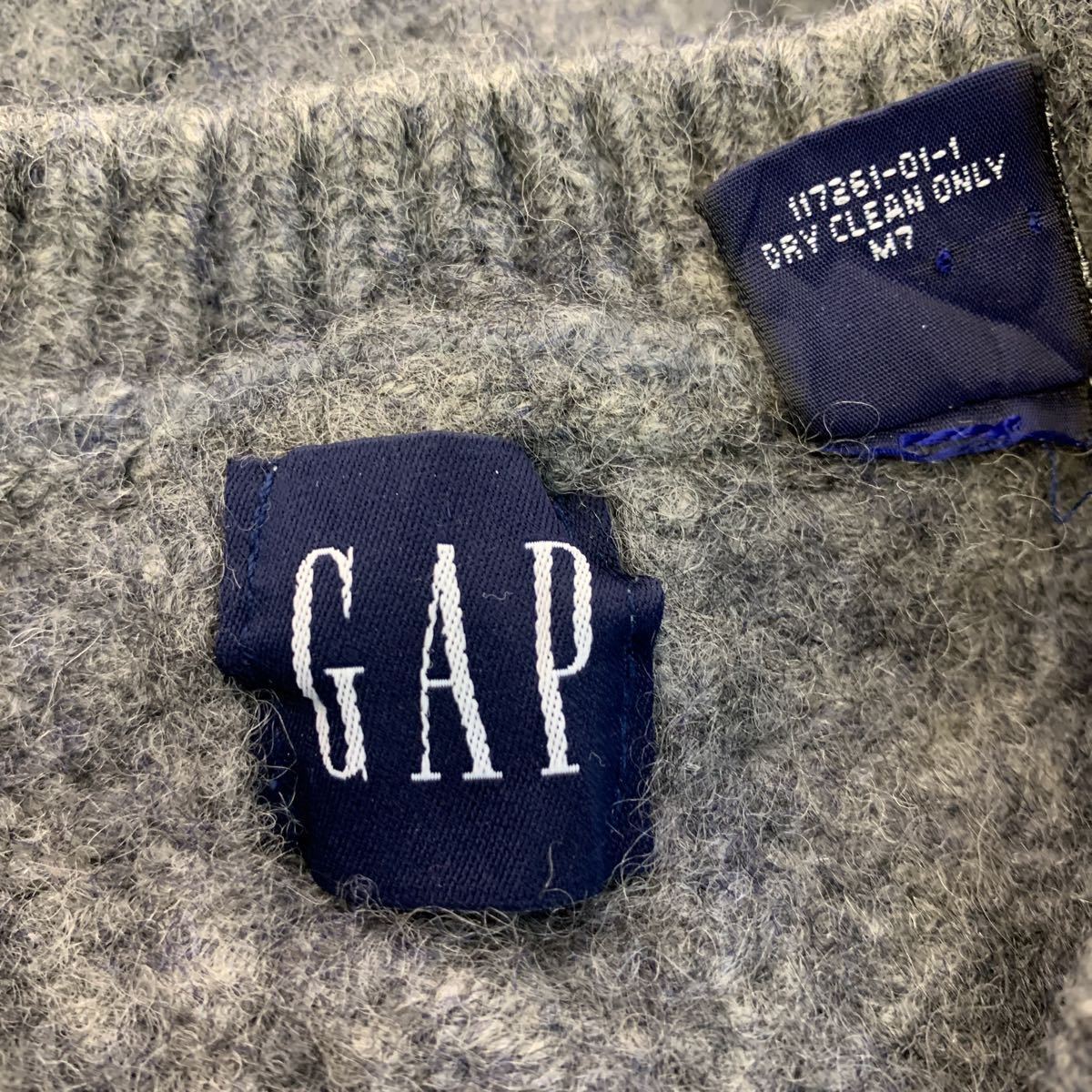 GAP knitted sweater M gray Gap wool old clothes . America buying up a510-5700