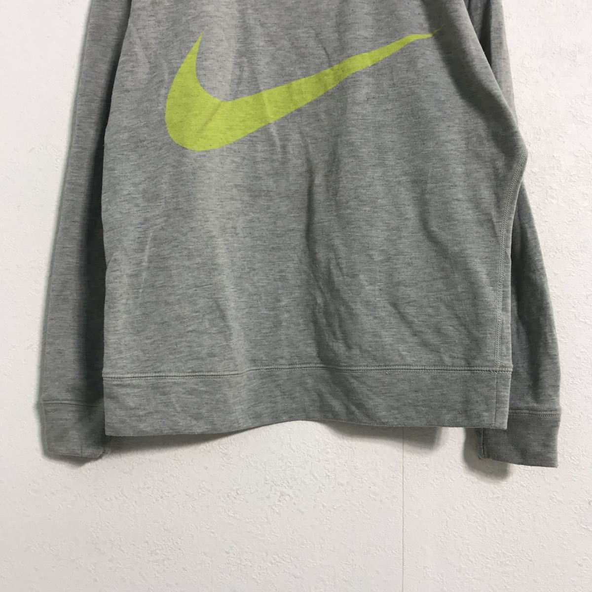 NIKE ロゴ スウェット トレーナー S グレー ナイキ ドライフィット 薄手 古着卸 アメリカ仕入 a510-5593_画像3