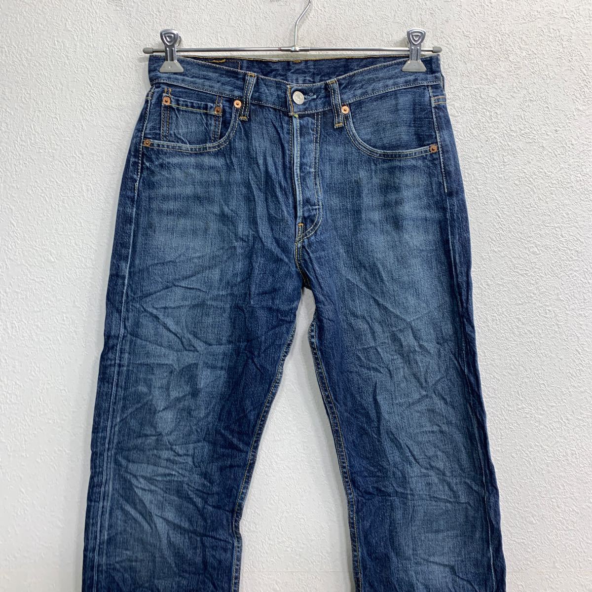 Levi's 501 デニムパンツ W31 リーバイス ボタンフライ インディゴ コットン 古着卸 アメリカ仕入 2402-644_画像2