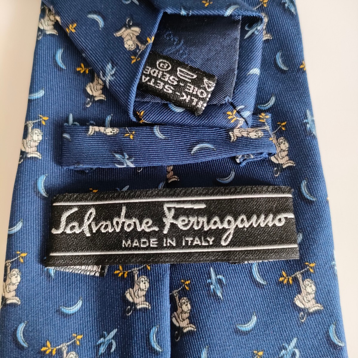 Salvatore Ferragamo(サルヴァトーレフェラガモ)ネクタイ138_画像1