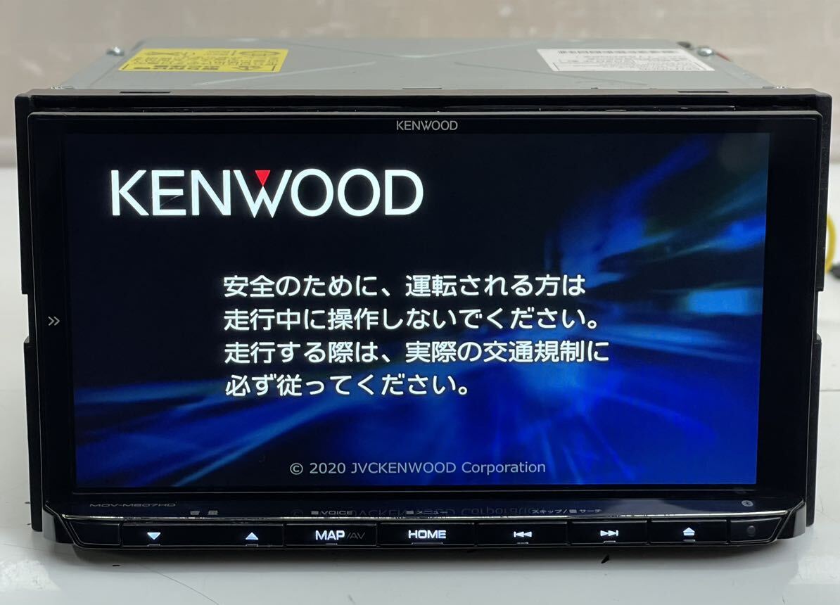 KENWOOD ケンウッド MDV-M807HD メモリーナビ CD/DVD/フルセグ/Bluetooth/USB/iPod 2020年(J82)の画像1