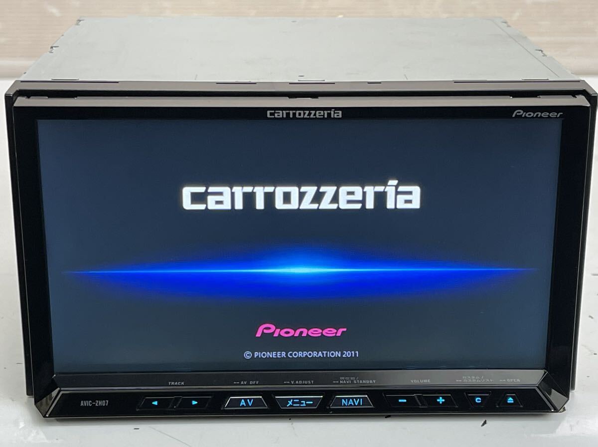 動作品 送料無料 Carrozzeria カロッツェリア 2011年 AVIC-ZH07サイバーナビ フルセグ地デジ TV SD/Bluetooth/DVD/CD/HDD/AUX(J10)の画像1