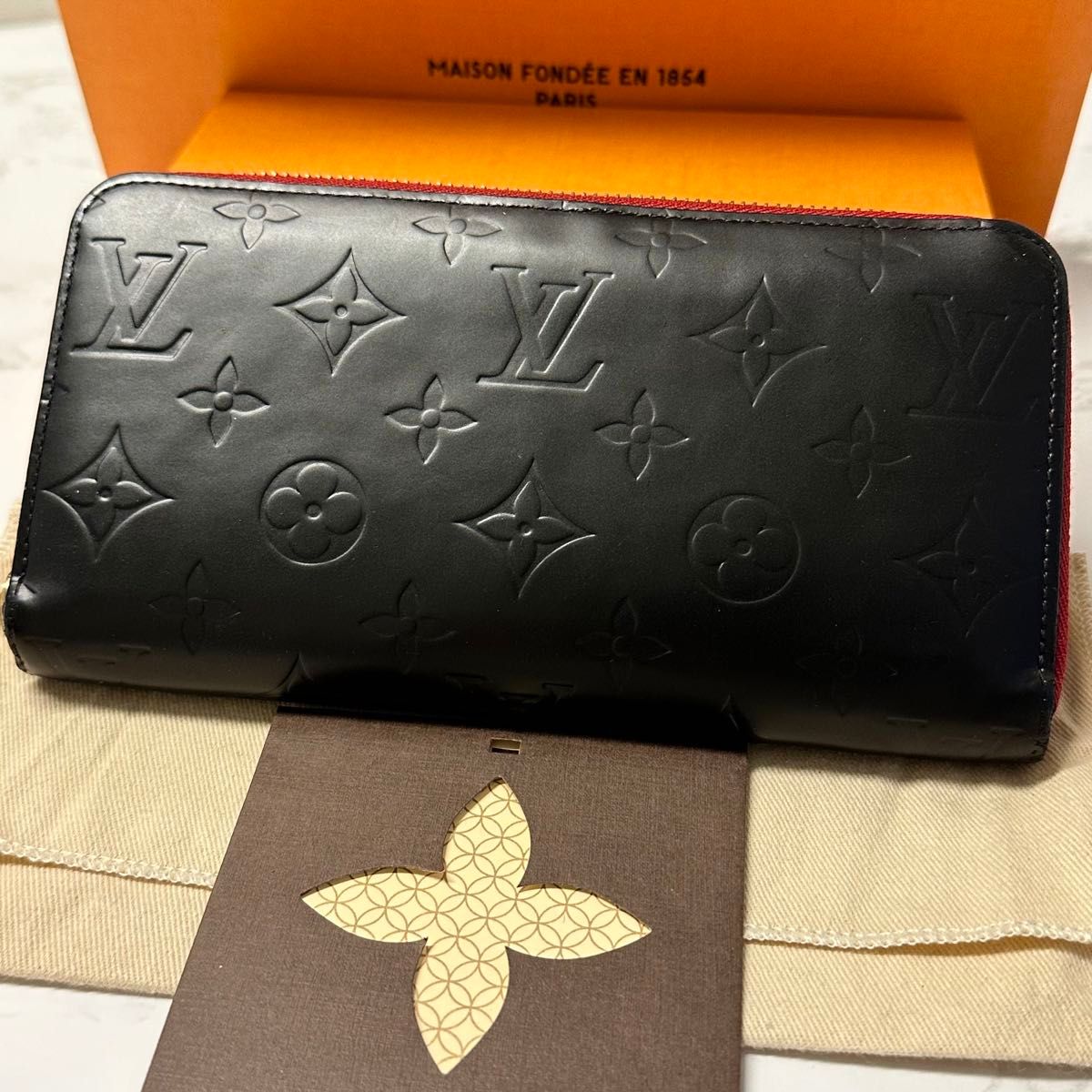 新品同様！　ルイヴィトン　LOUIS VUITTON ヴェルニ 財布 長財布　ジッピーウォレット